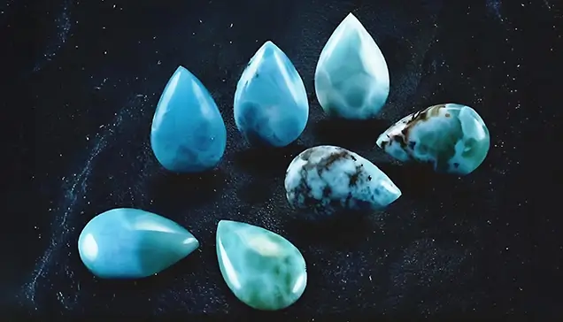 پکتولیت (پکتولایت) آبی ( لاریمار ) Blue pectolite ( larimar )